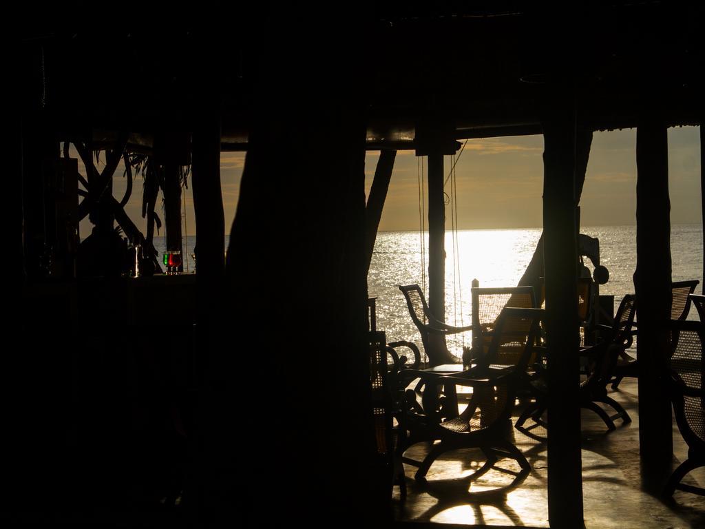 Thejan Beach Cabanas Bentota Exteriér fotografie