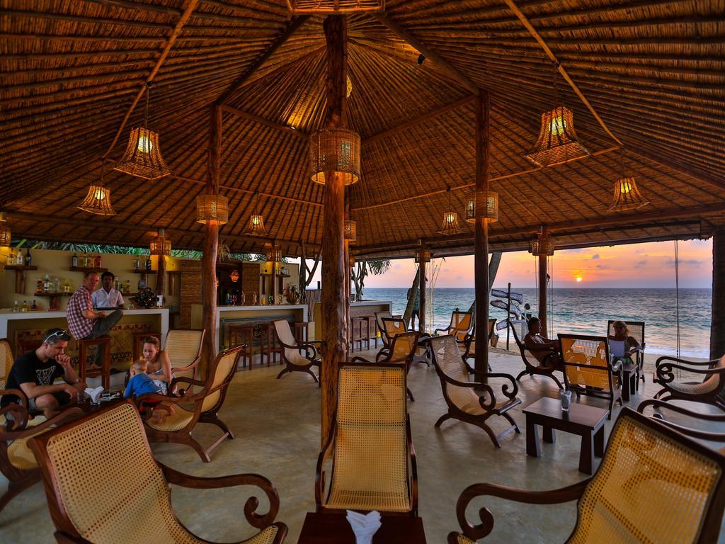 Thejan Beach Cabanas Bentota Exteriér fotografie