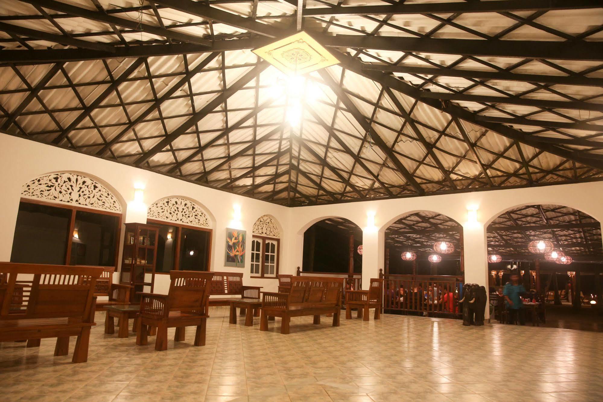 Thejan Beach Cabanas Bentota Exteriér fotografie