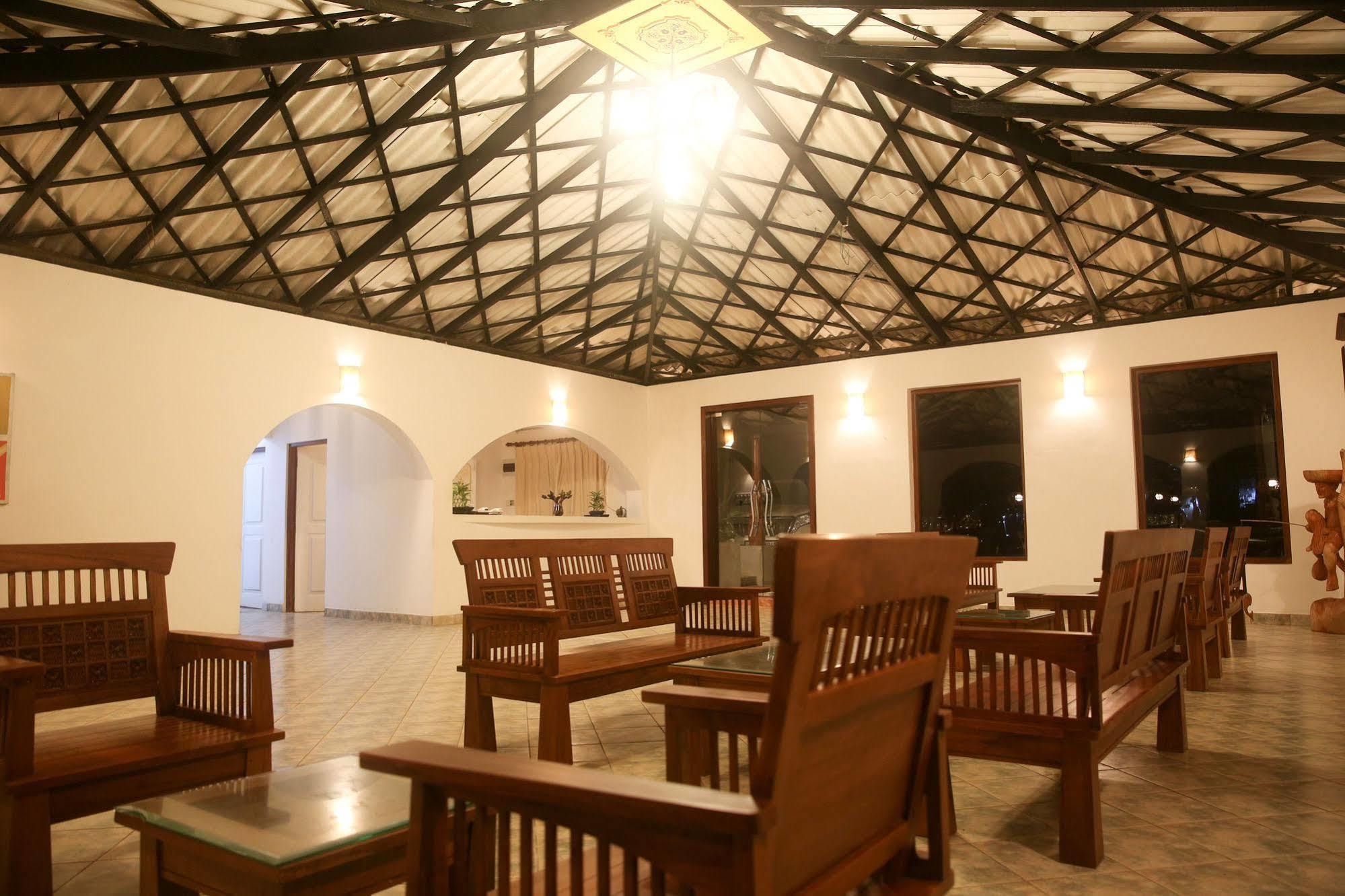 Thejan Beach Cabanas Bentota Exteriér fotografie