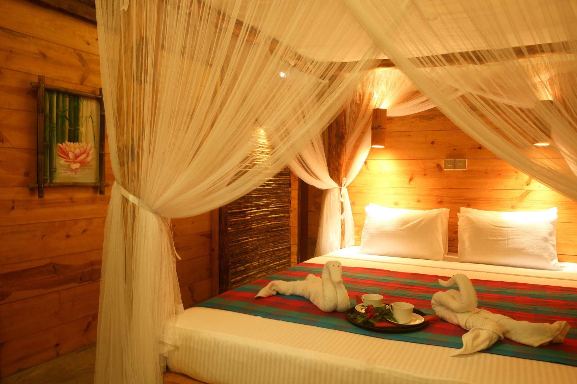 Thejan Beach Cabanas Bentota Exteriér fotografie